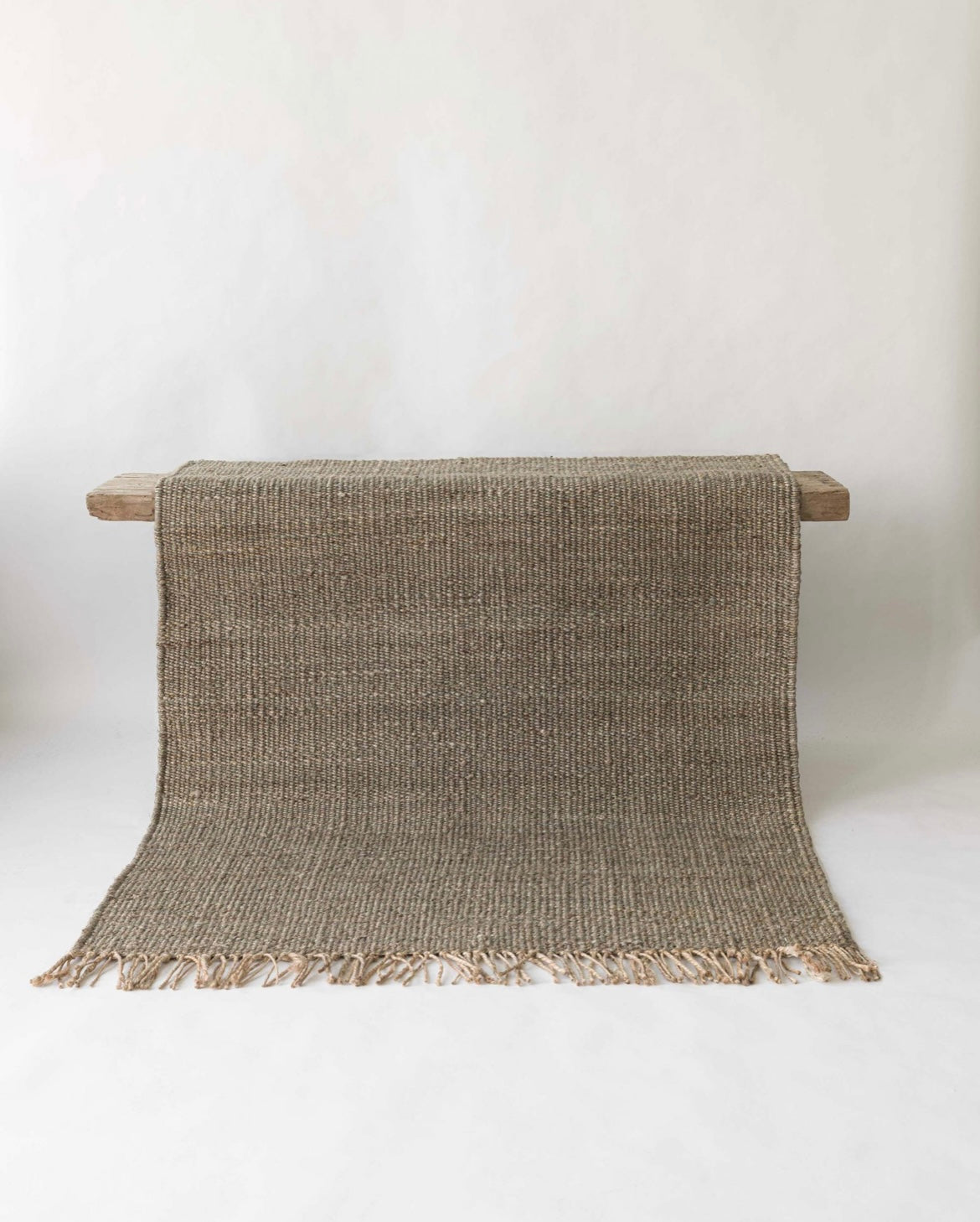 Hemp rug grey