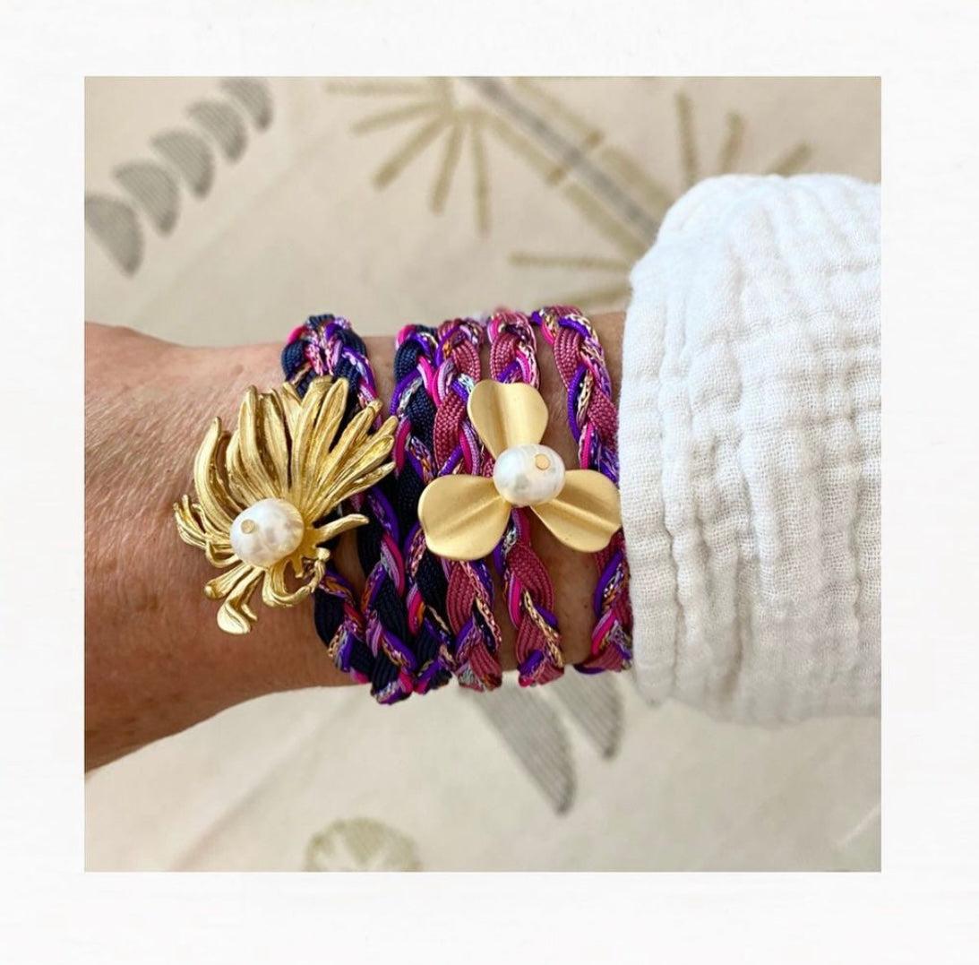 Flower bracelet or necklace