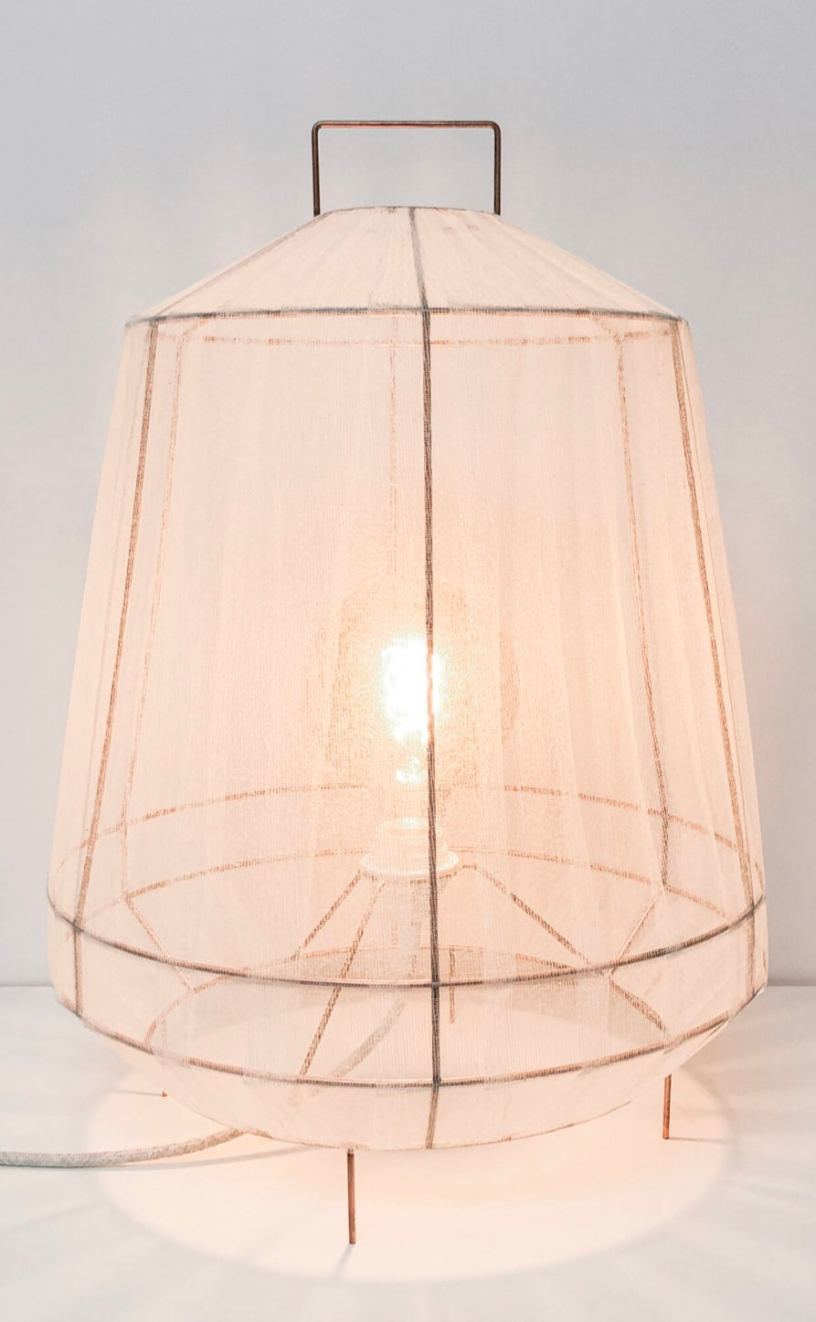 Trapeze lamp